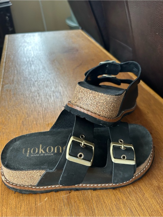 yokono Shoes - Yokono Black platform Cork-Trim Gold Buckle Sandals